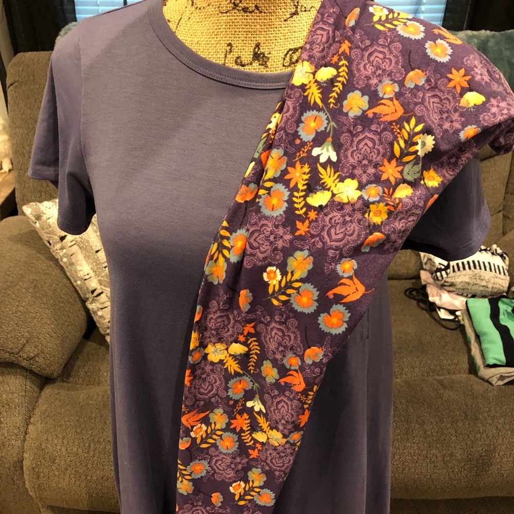Lularoe Carly, XS, one size leggings